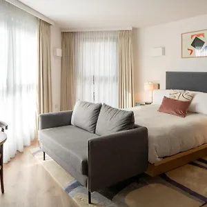 Rockwell East-tower Bridge לונדון