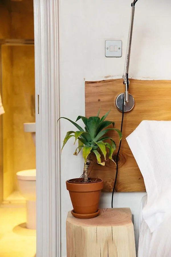 The Culpeper Bedrooms London Hotel