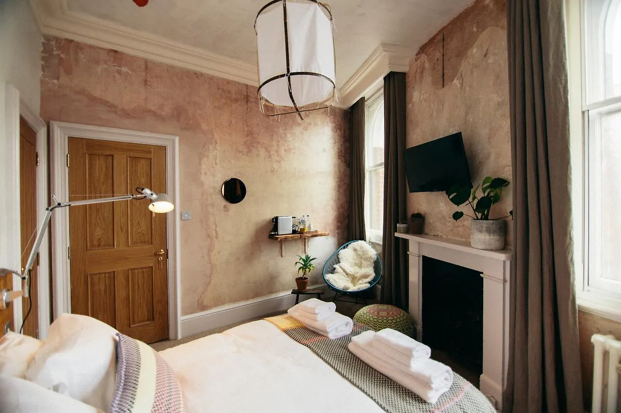 The Culpeper Bedrooms London Hotel